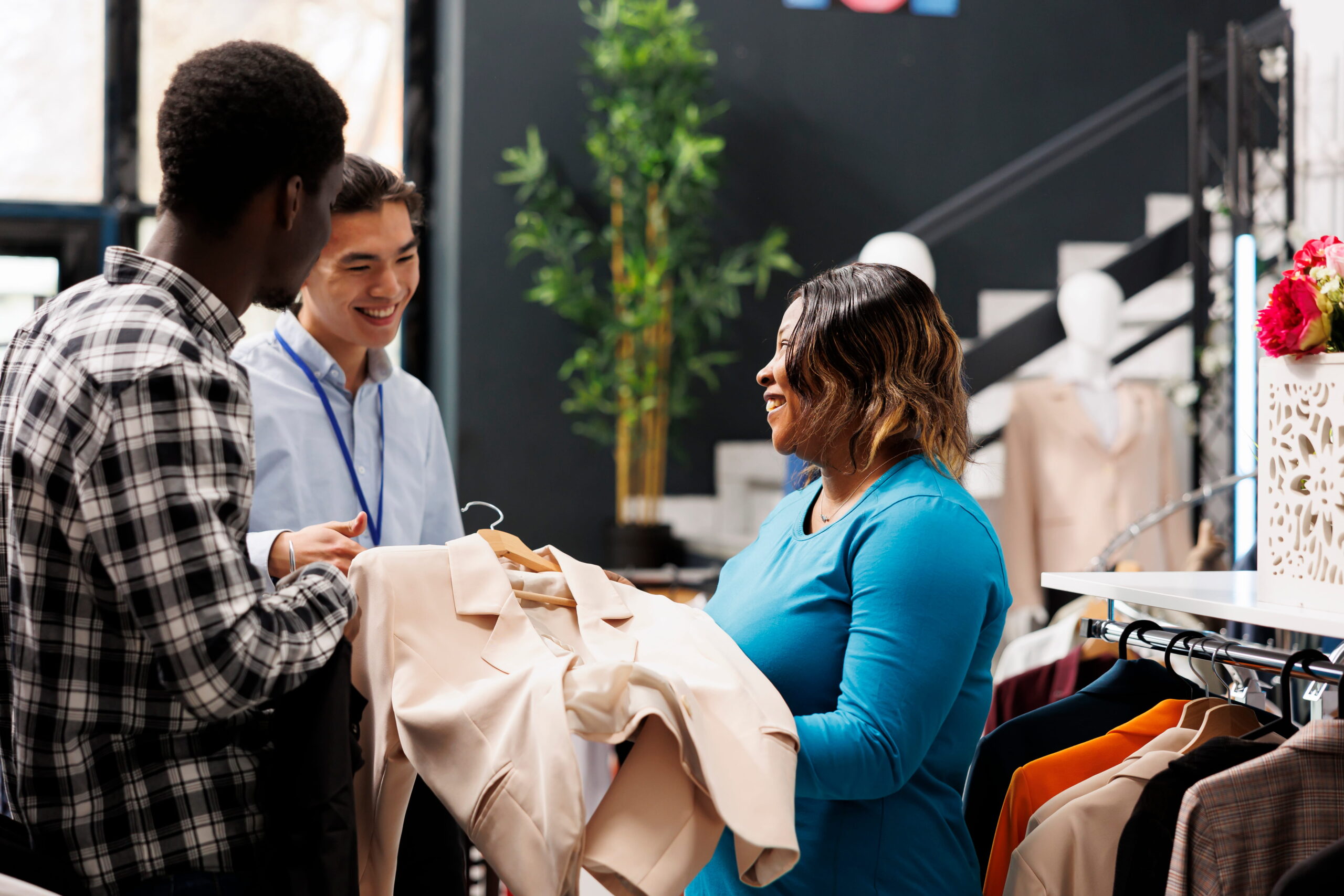 store-employee-helping-customers (1)